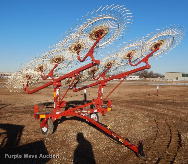 image for item DJ2124 H&S CR12 hay rake