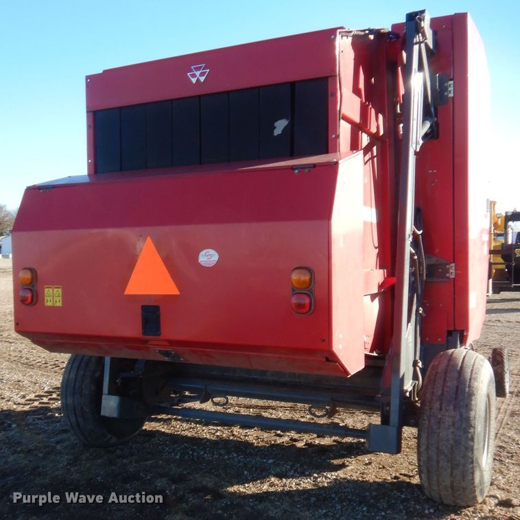 image for item DJ2126 Massey Ferguson 2956A  round baler
