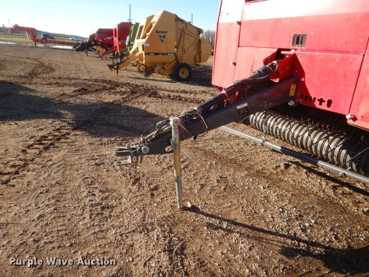 image for item DJ2126 Massey Ferguson 2956A  round baler