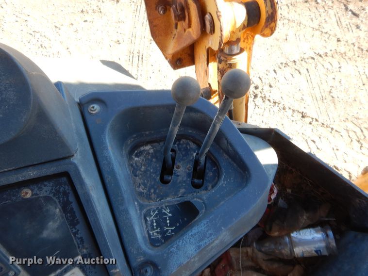 image for item DJ2128 2010 John Deere 310J  backhoe