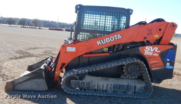 image for item DJ2131 Kubota SVL95  tracked skid steer loader