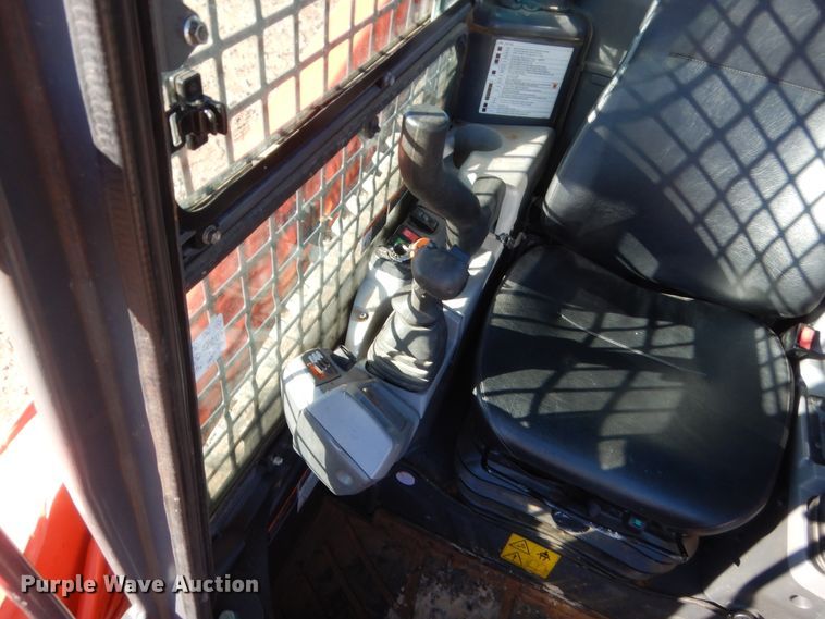 image for item DJ2131 Kubota SVL95  tracked skid steer loader