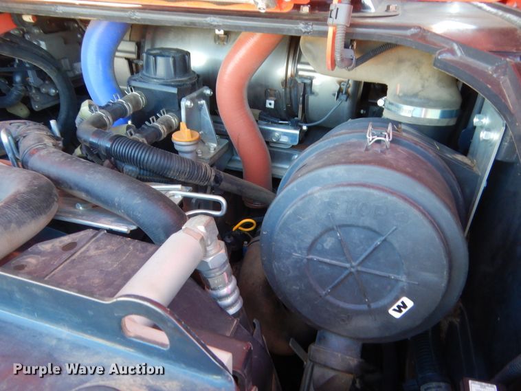 image for item DJ2131 Kubota SVL95  tracked skid steer loader