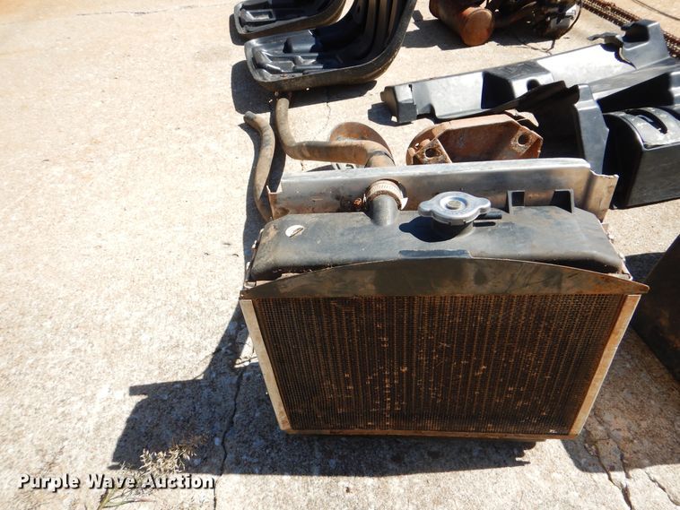 image for item AE9728 John Deere Gator  utility vehicle