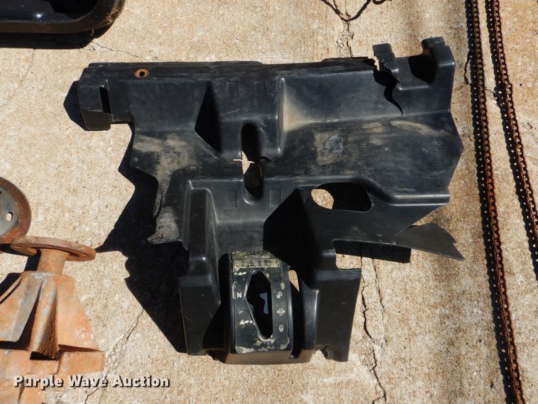 image for item AE9728 John Deere Gator  utility vehicle