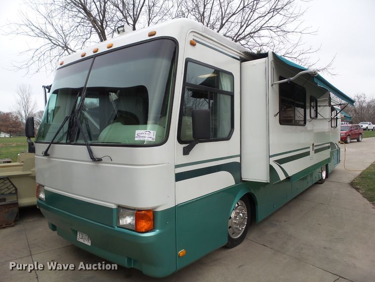 image for item DF0960 1997 Monaco Windsor  RV