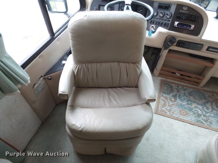 image for item DF0960 1997 Monaco Windsor  RV