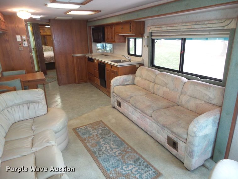 image for item DF0960 1997 Monaco Windsor  RV