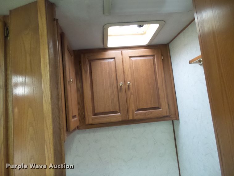 image for item DF0960 1997 Monaco Windsor  RV