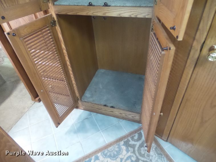 image for item DF0960 1997 Monaco Windsor  RV