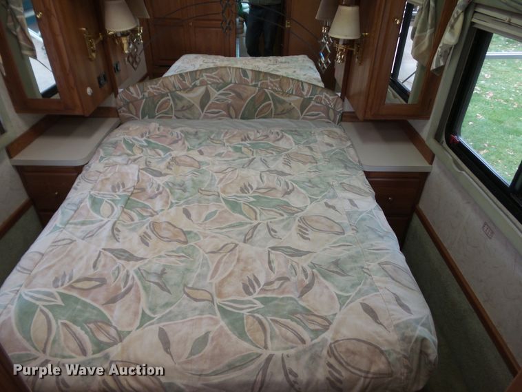 image for item DF0960 1997 Monaco Windsor  RV