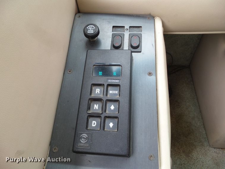 image for item DF0960 1997 Monaco Windsor  RV