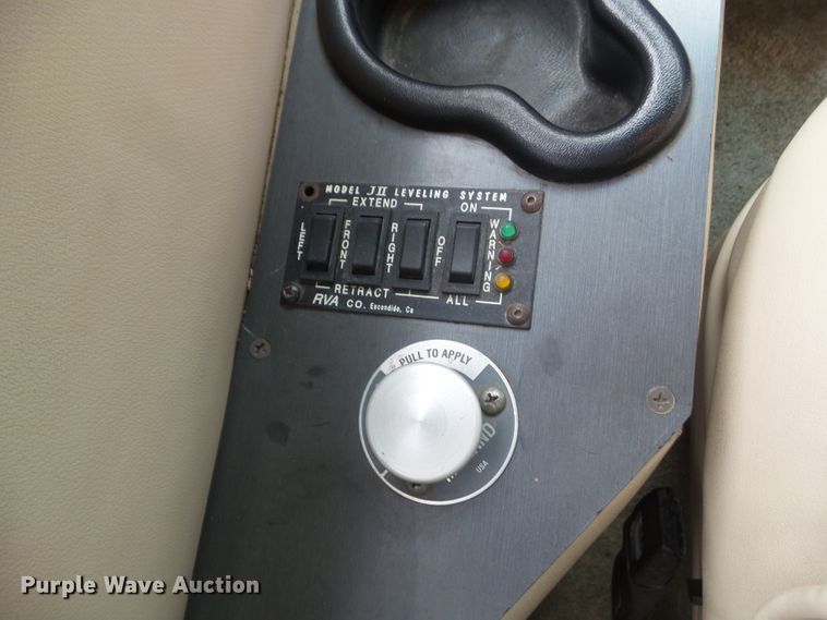 image for item DF0960 1997 Monaco Windsor  RV