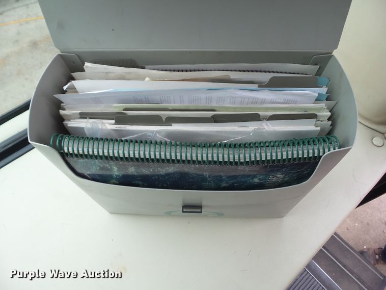 image for item DF0960 1997 Monaco Windsor  RV