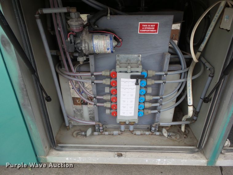 image for item DF0960 1997 Monaco Windsor  RV