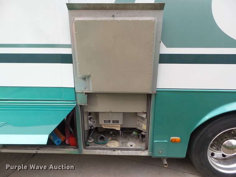 image for item DF0960 1997 Monaco Windsor  RV