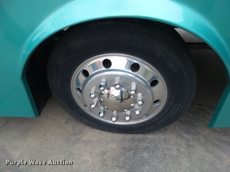 image for item DF0960 1997 Monaco Windsor  RV