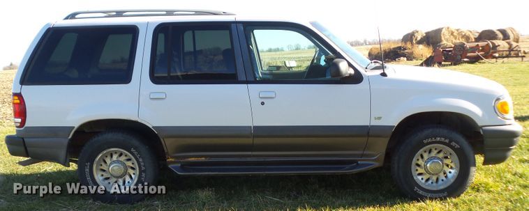 image for item DF0974 1998 Mercury Mountaineer  SUV