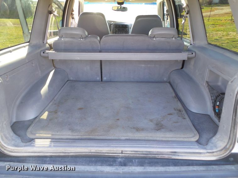 image for item DF0974 1998 Mercury Mountaineer  SUV