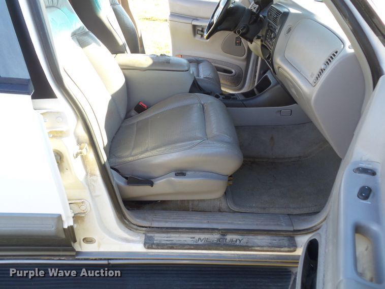 image for item DF0974 1998 Mercury Mountaineer  SUV