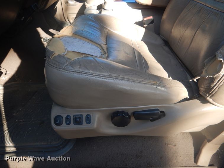 image for item DG4648 2000 Ford Excursion Limited  SUV