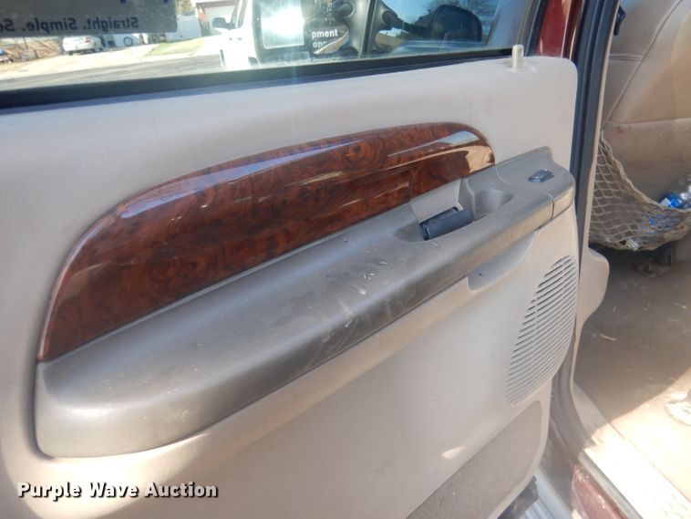 image for item DG4648 2000 Ford Excursion Limited  SUV