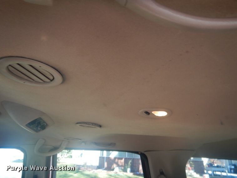 image for item DG4648 2000 Ford Excursion Limited  SUV