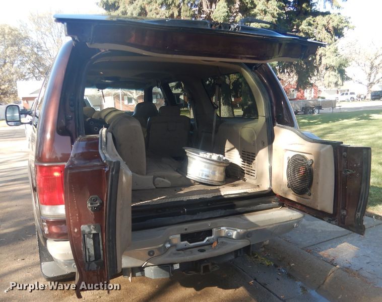 image for item DG4648 2000 Ford Excursion Limited  SUV