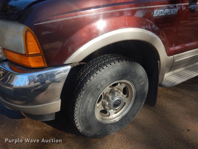 image for item DG4648 2000 Ford Excursion Limited  SUV