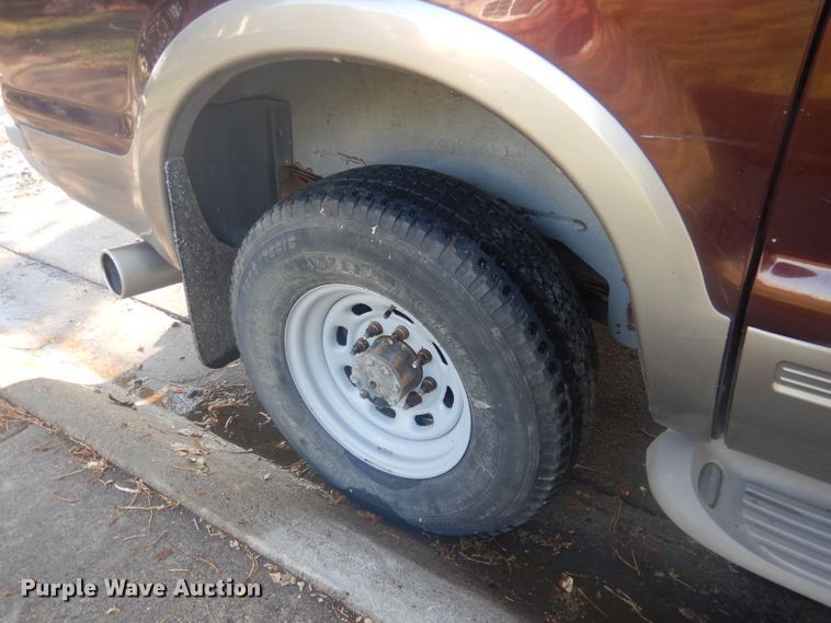 image for item DG4648 2000 Ford Excursion Limited  SUV