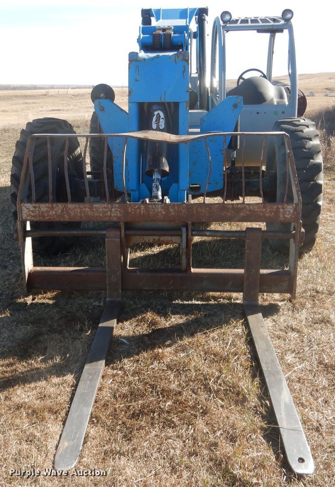 image for item DG4663 Genie GTH844  telehandler