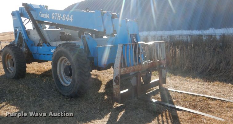 image for item DG4663 Genie GTH844  telehandler