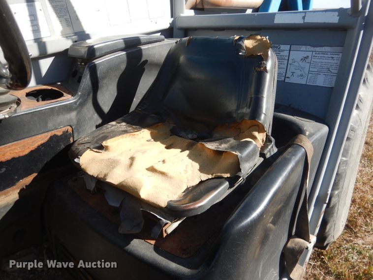 image for item DG4663 Genie GTH844  telehandler