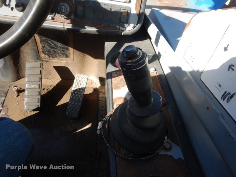 image for item DG4663 Genie GTH844  telehandler