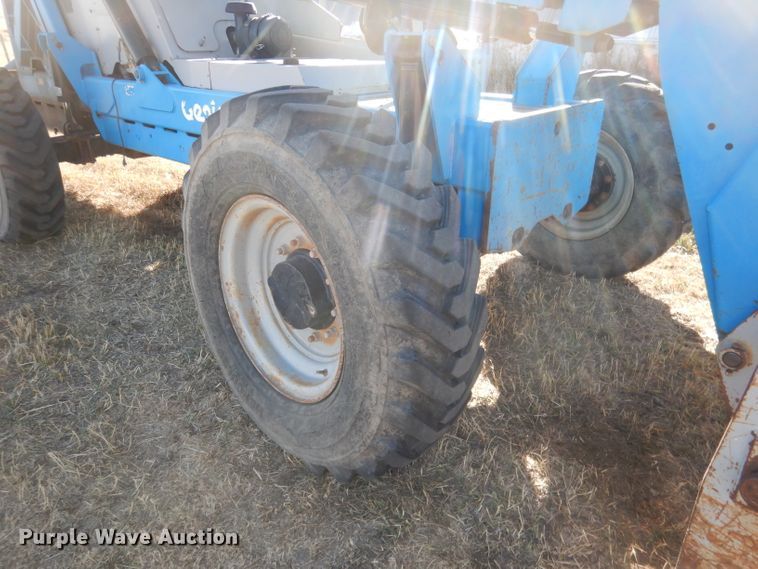 image for item DG4663 Genie GTH844  telehandler