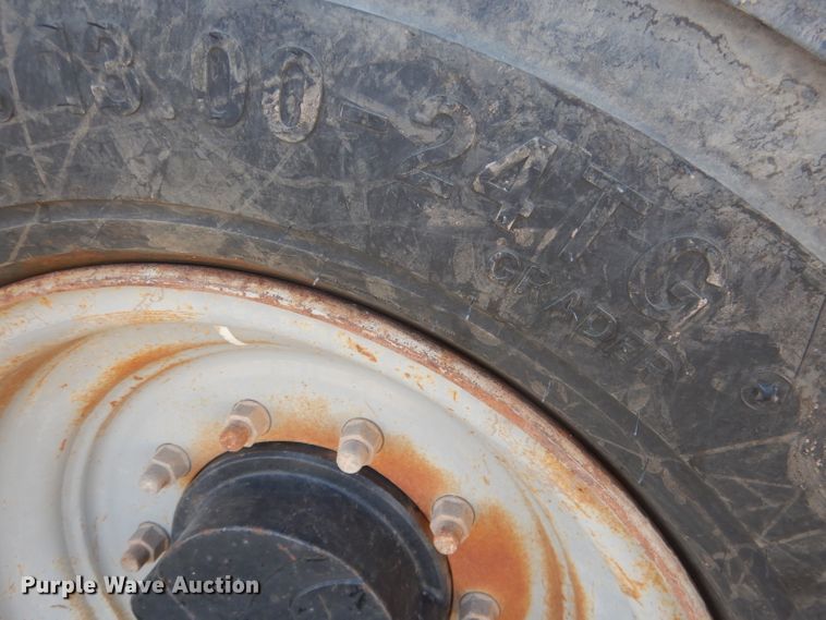 image for item DG4663 Genie GTH844  telehandler