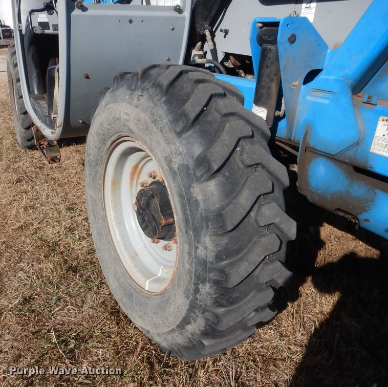 image for item DG4663 Genie GTH844  telehandler