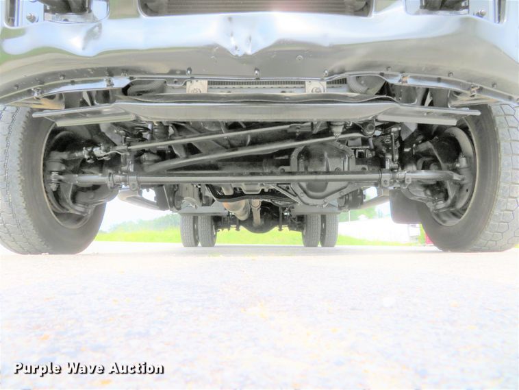 image for item DH1184 2006 Ford F550 Super Duty XL  chipper truck