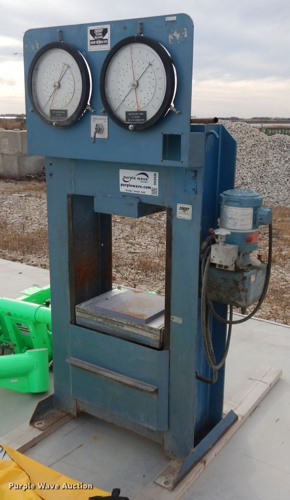 Forney QC-150-DR hydraulic press in Burlington, KS | Item DH3436 sold ...