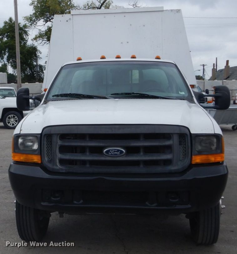 image for item DH5161 1999 Ford F450 Super Duty  utility truck