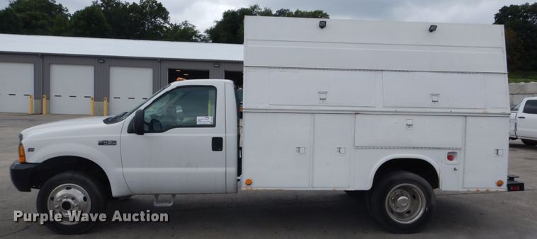image for item DH5161 1999 Ford F450 Super Duty  utility truck