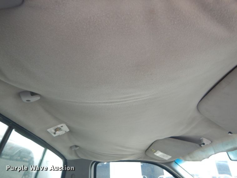 image for item DH5161 1999 Ford F450 Super Duty  utility truck