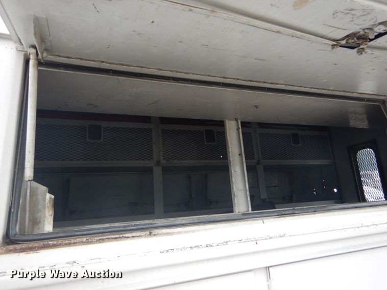 image for item DH5161 1999 Ford F450 Super Duty  utility truck