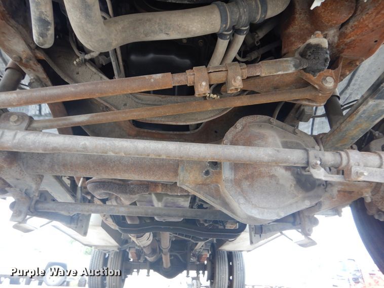 image for item DH5161 1999 Ford F450 Super Duty  utility truck