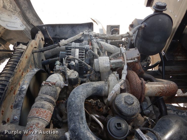 image for item DI1043 2006 Ford LCF  flatbed truck