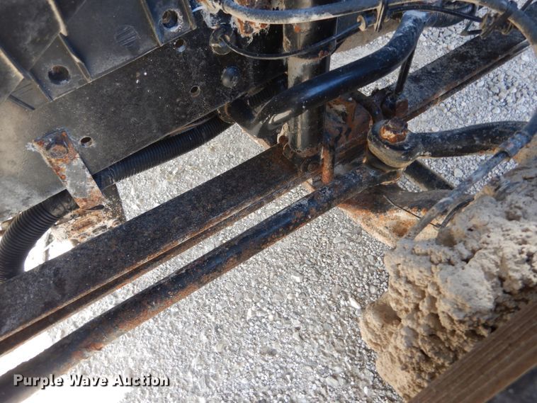 image for item DI1043 2006 Ford LCF  flatbed truck