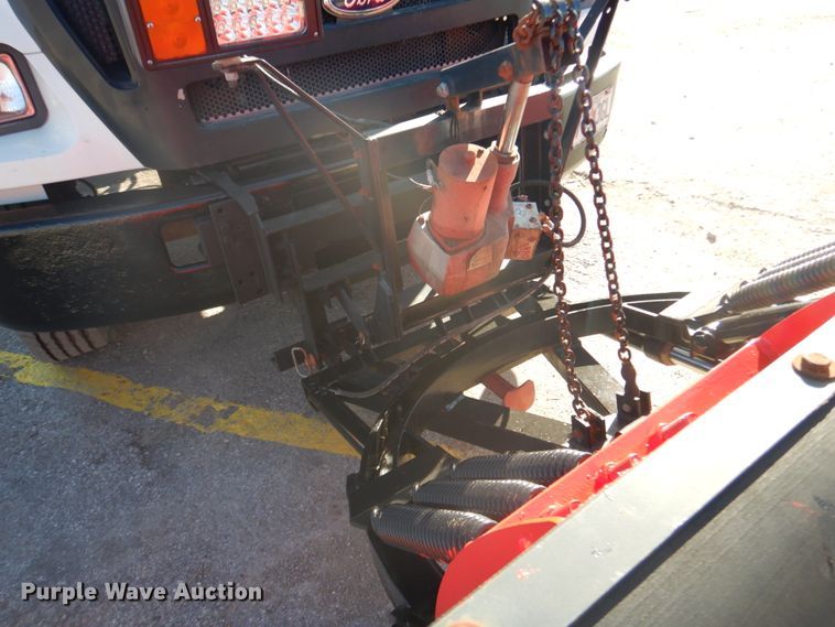 image for item DI1056 2005 Ford F750 Super Duty XL  dump truck