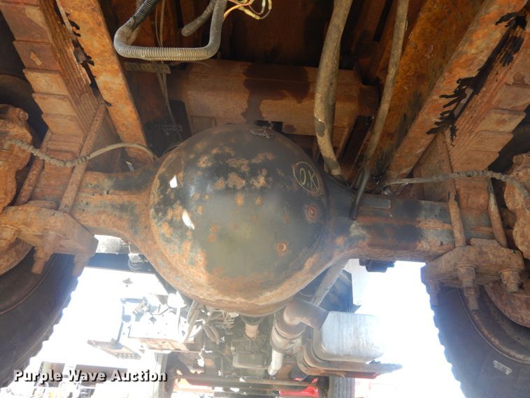 image for item DI1056 2005 Ford F750 Super Duty XL  dump truck