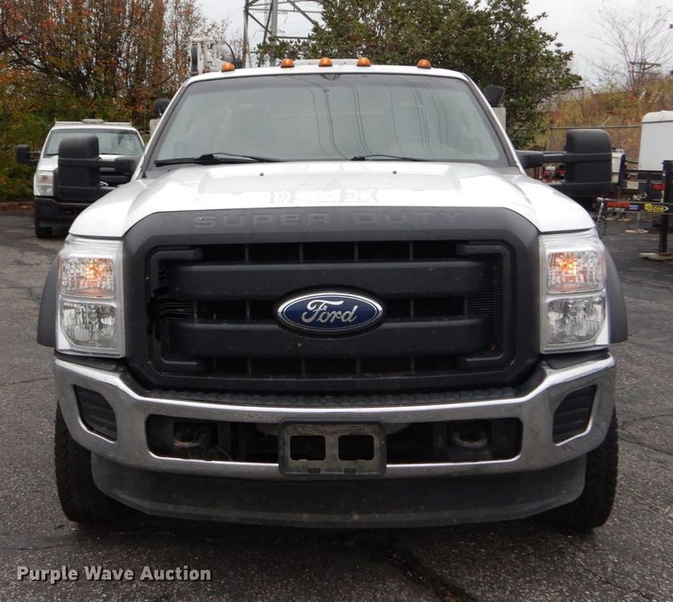 image for item DI1064 2014 Ford F550 Super Duty XL  utility truck with crane