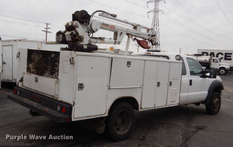 image for item DI1064 2014 Ford F550 Super Duty XL  utility truck with crane